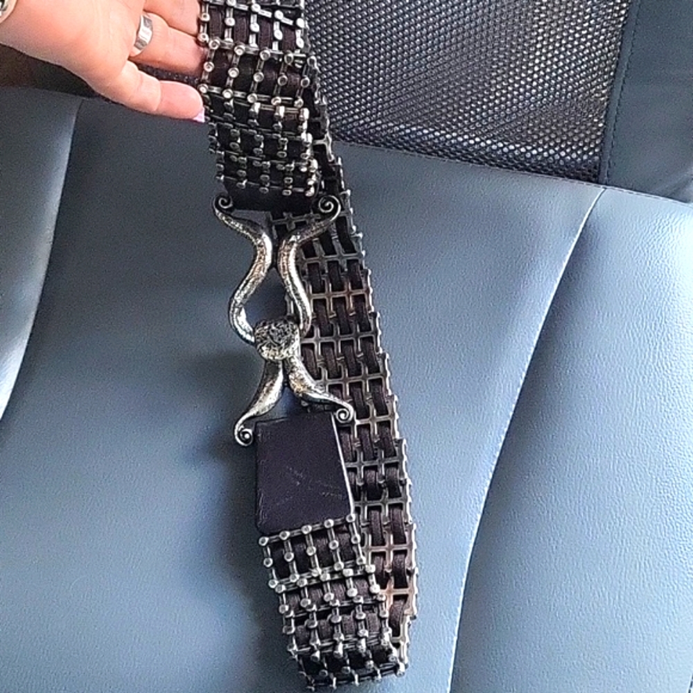 Empirio Armani 💥 made in Italy belt - stretch!